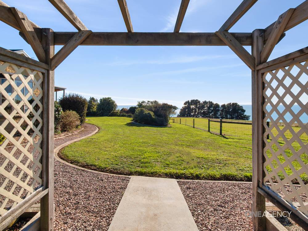 24 Pokes Road, Boat Harbour, TAS 7321