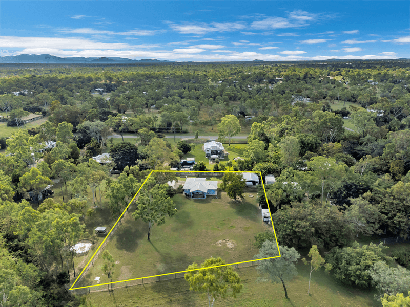 26A Connemara Course, KELSO, QLD 4815