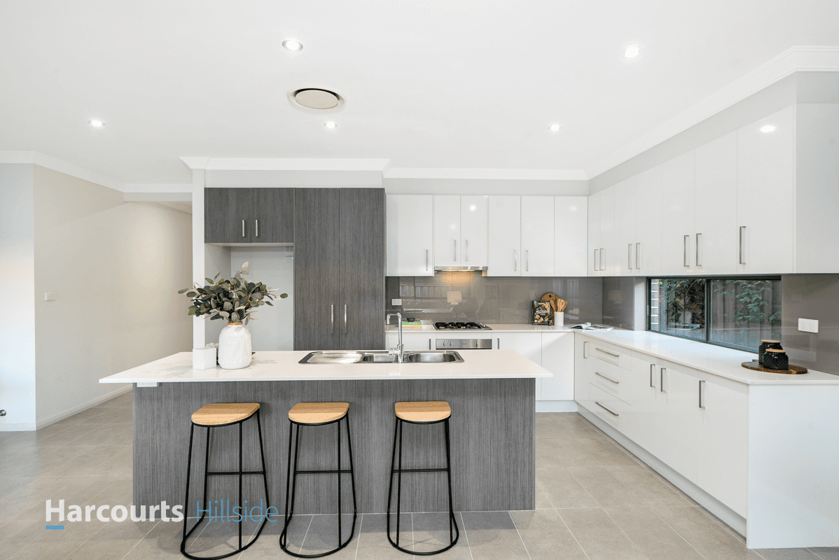 5 Drummond Road, BEAUMONT HILLS, NSW 2155