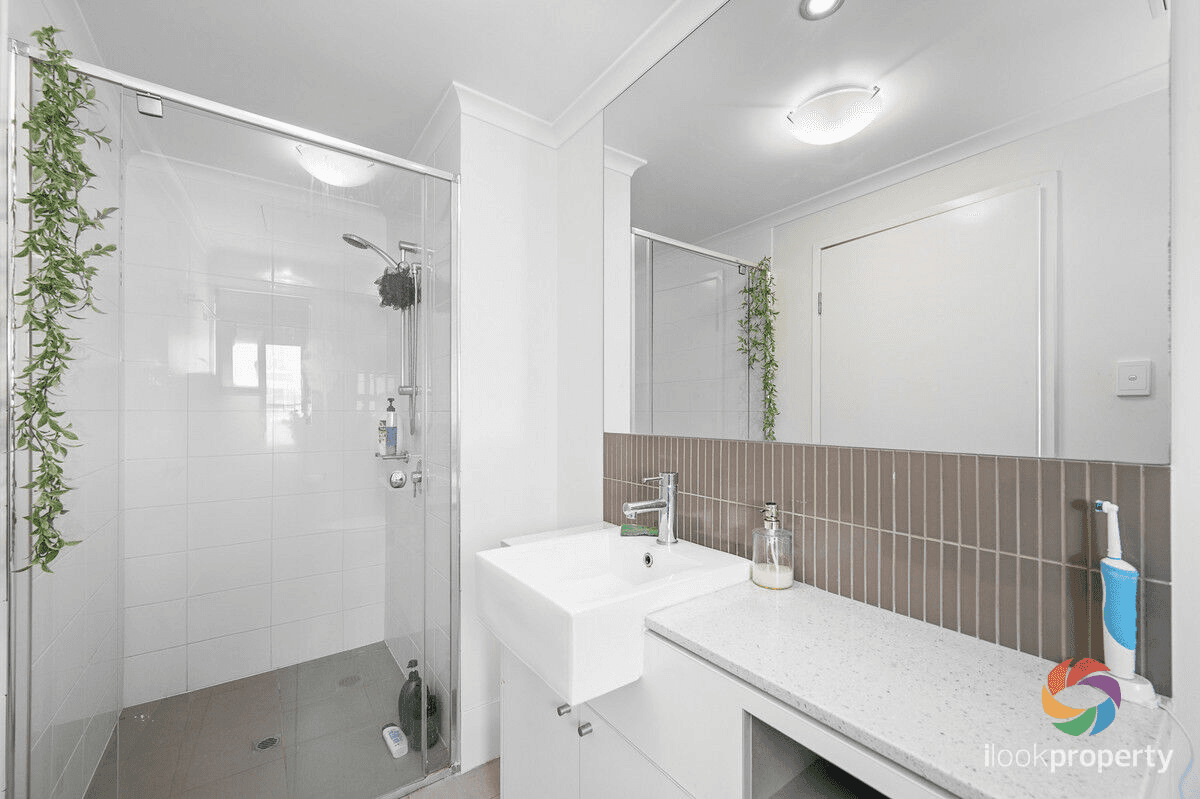 116/75 Central Lane, Gladstone Central, QLD 4680