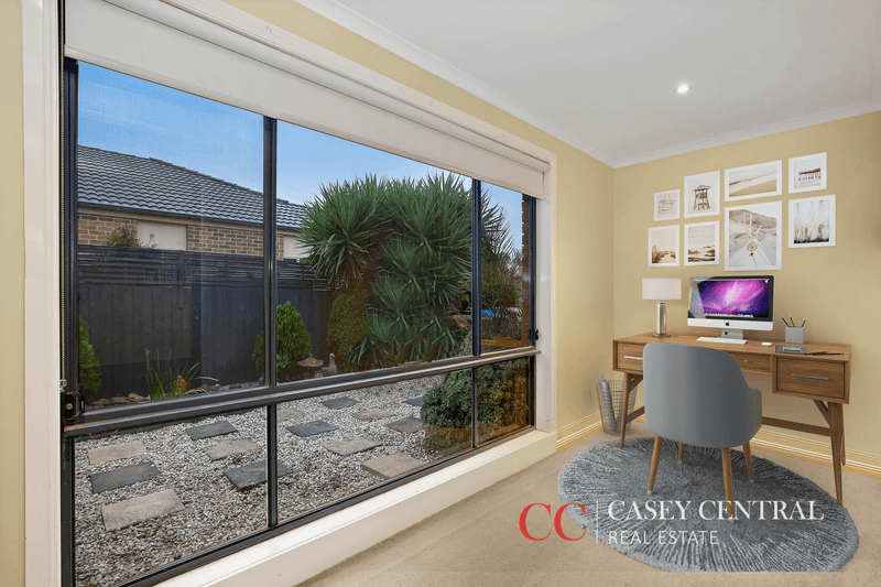 20 Blandford Crescent, NARRE WARREN SOUTH, VIC 3805