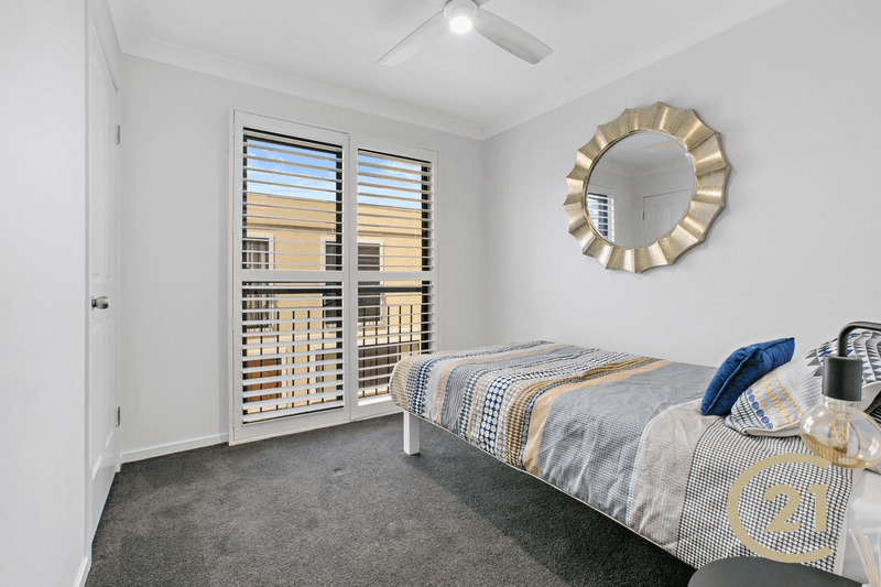 9 / 18 Georgina Street, Woody Point, QLD 4019