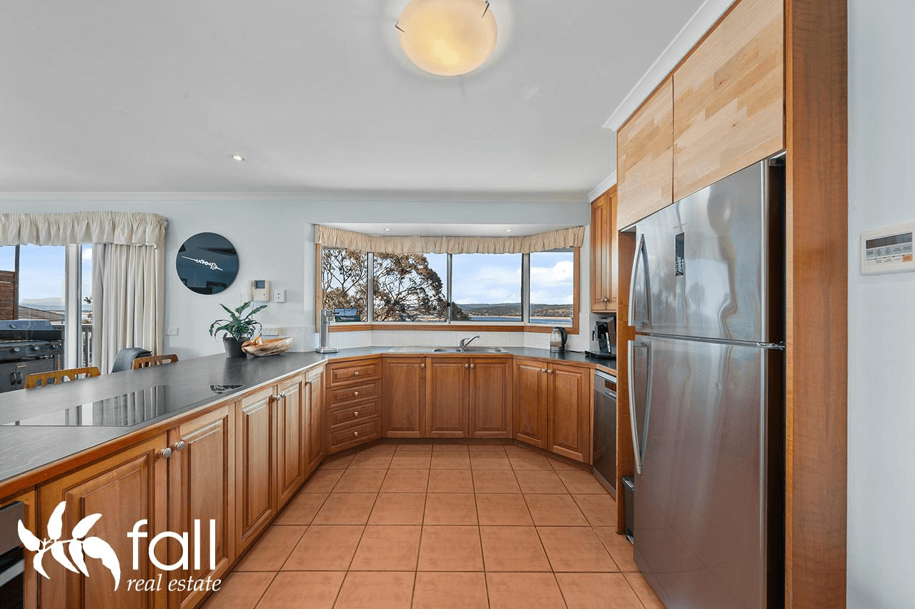 3 Layete Street, DODGES FERRY, TAS 7173