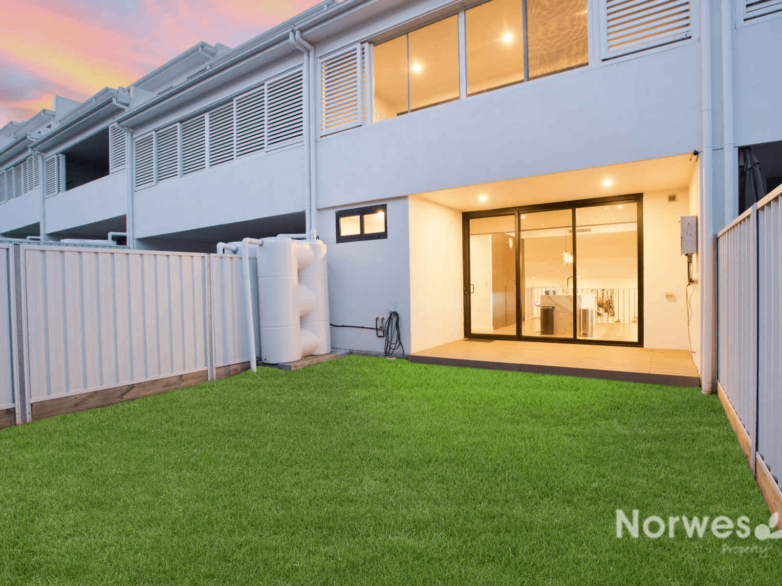 2/43 Stone Mason Dr, Norwest, NSW 2153