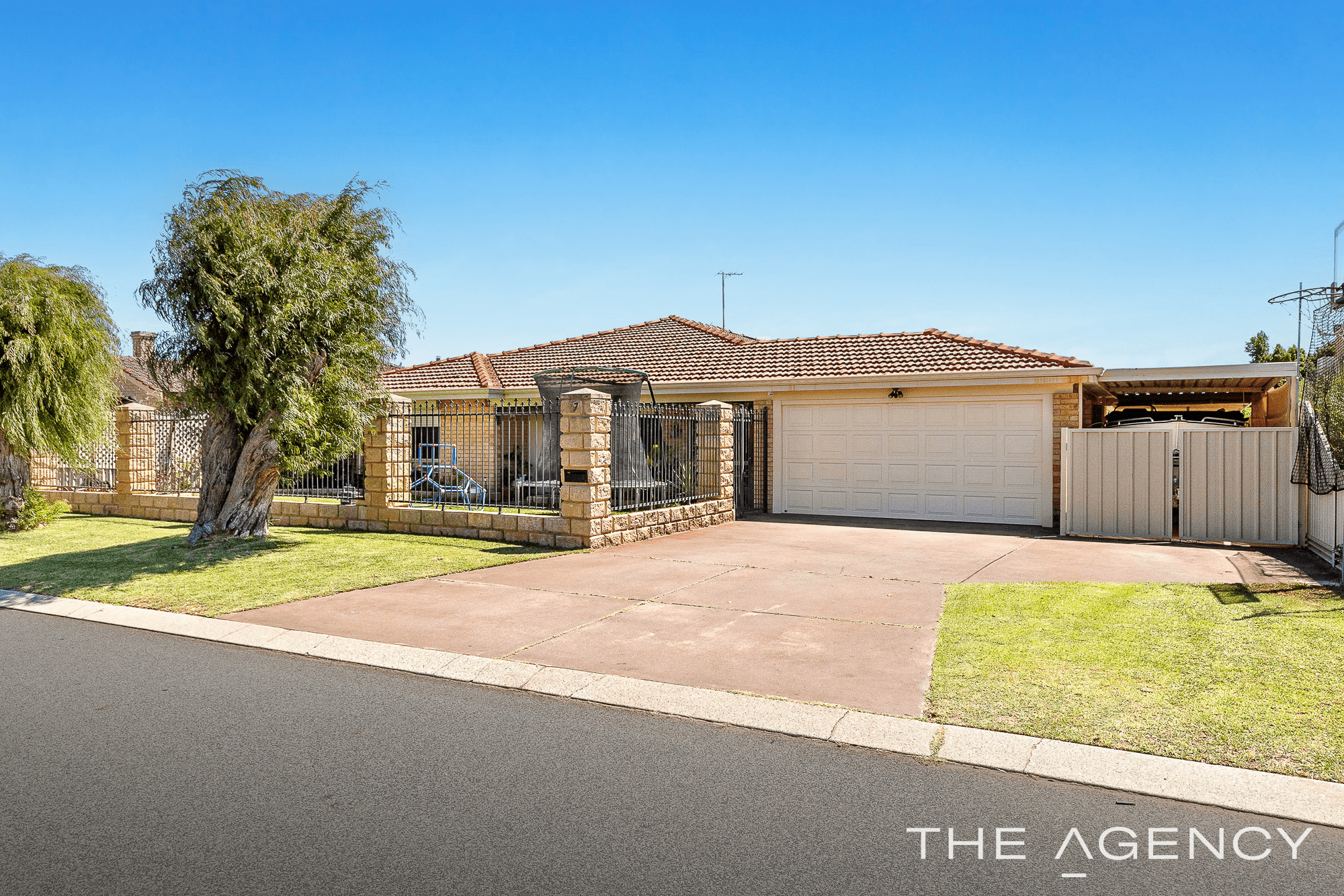 7 Madeira Place, Safety Bay, WA 6169