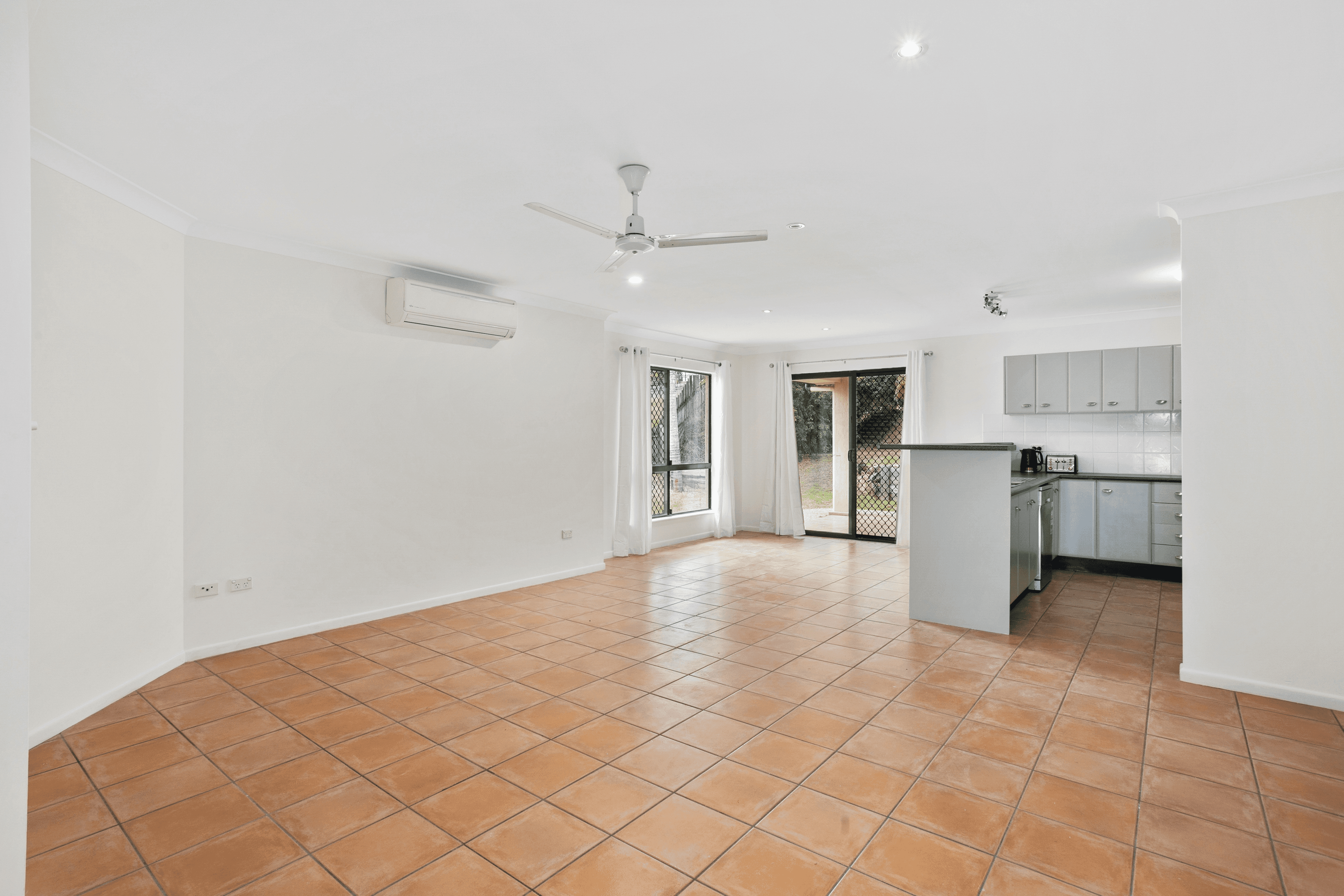 312 Denham Street, The Range, QLD 4700