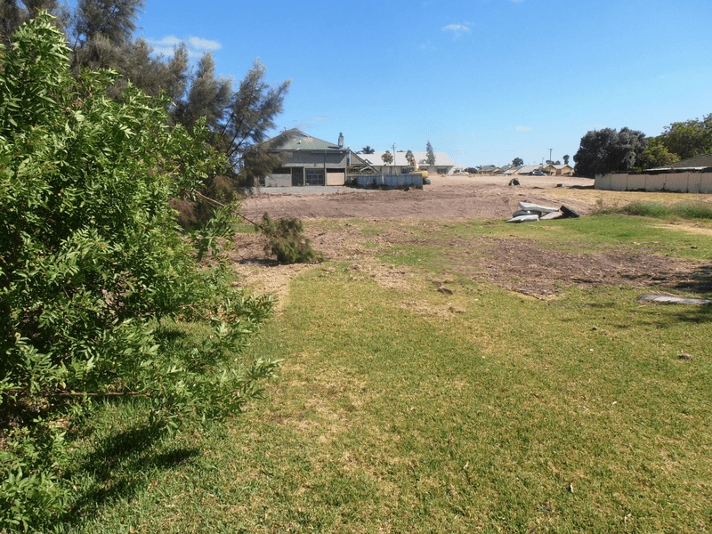 20 Hall Street, MANDURAH, WA 6210