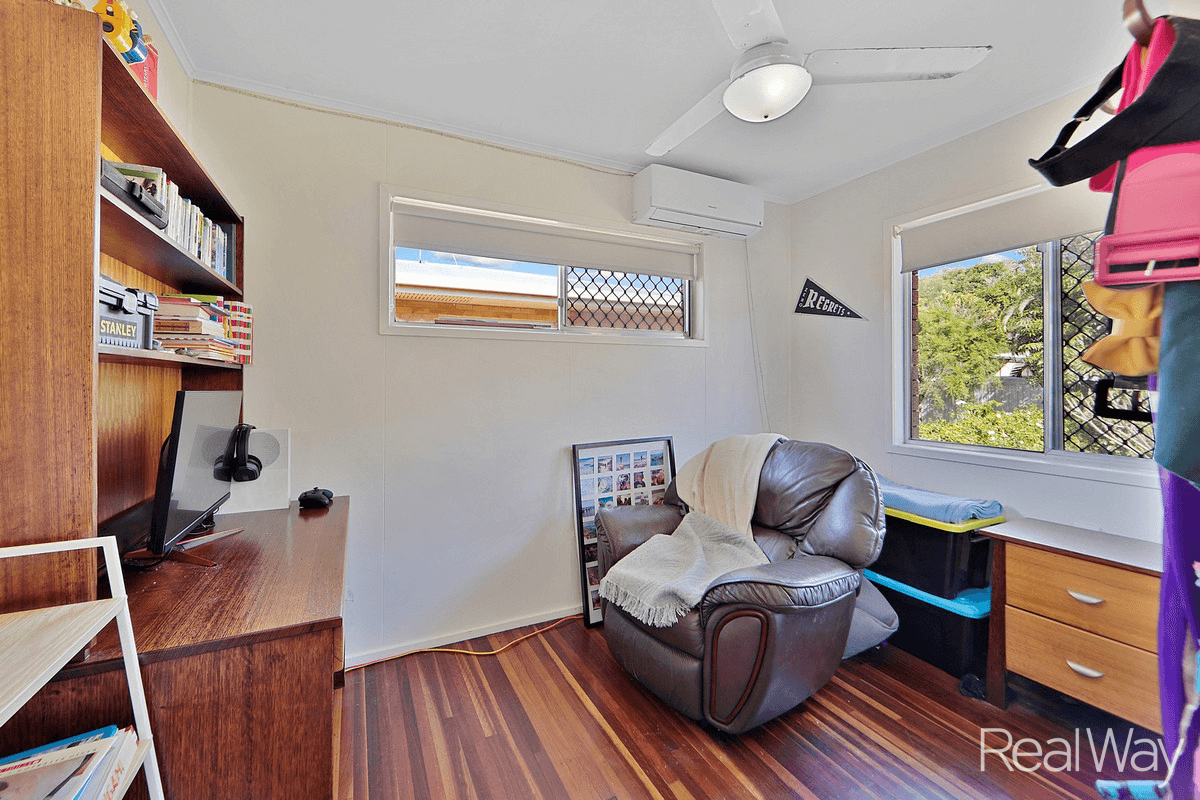 31 Mcveigh Street, Kepnock, QLD 4670