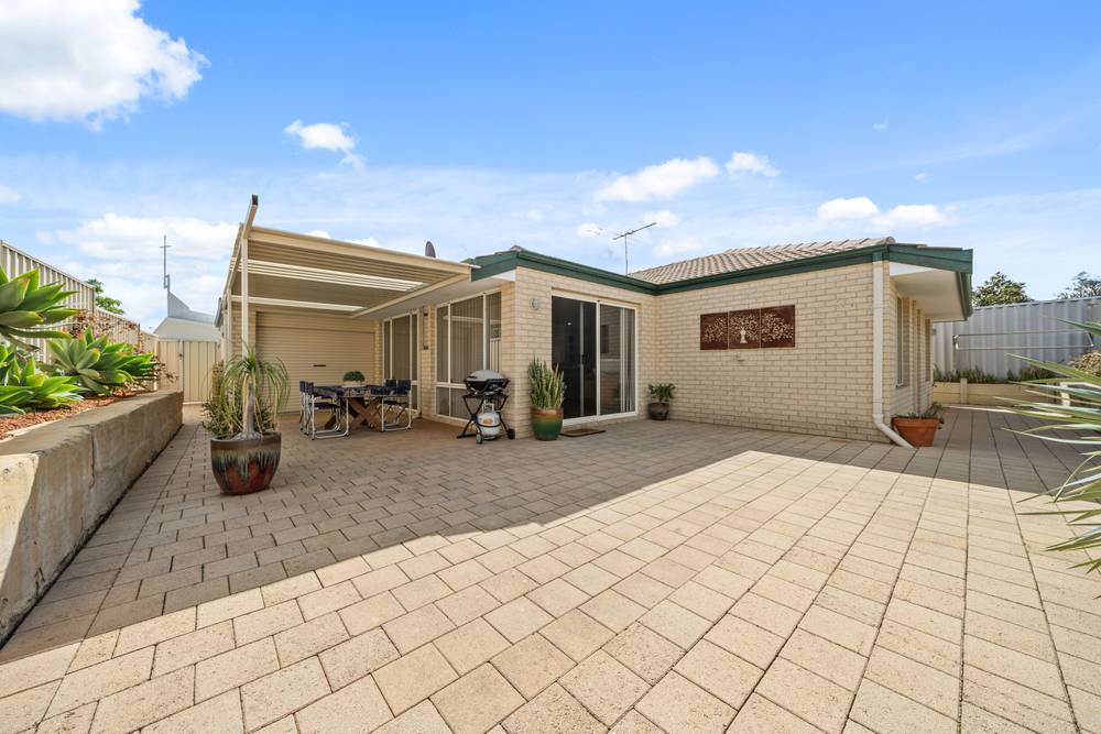 5 Kurrajong Boulevard, Banksia Grove, WA 6031