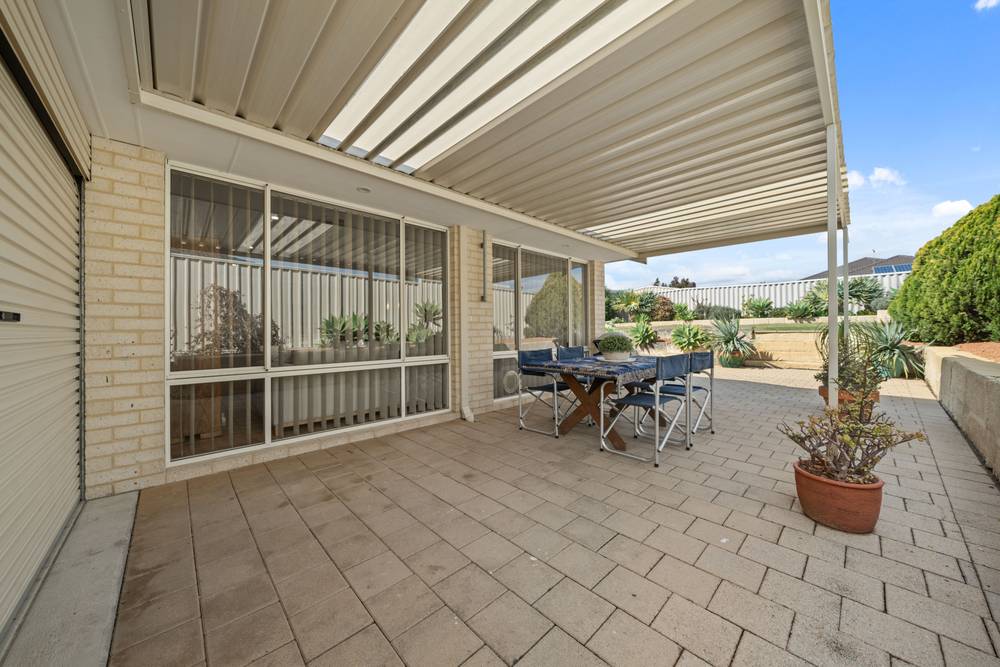 5 Kurrajong Boulevard, Banksia Grove, WA 6031