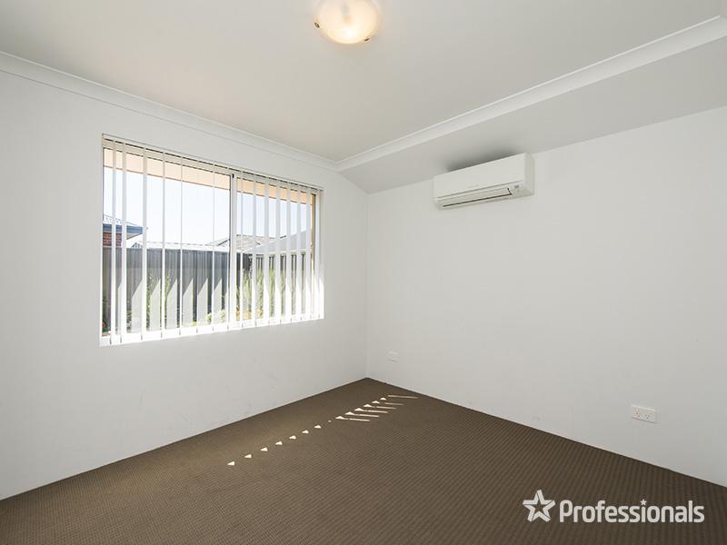 15 Zircon Drive, Byford, WA 6122