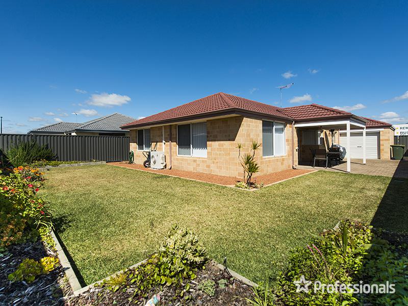 15 Zircon Drive, Byford, WA 6122