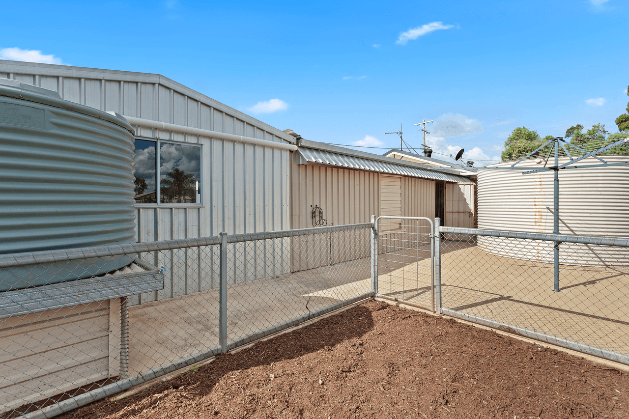 69 John Street, GOOMBUNGEE, QLD 4354