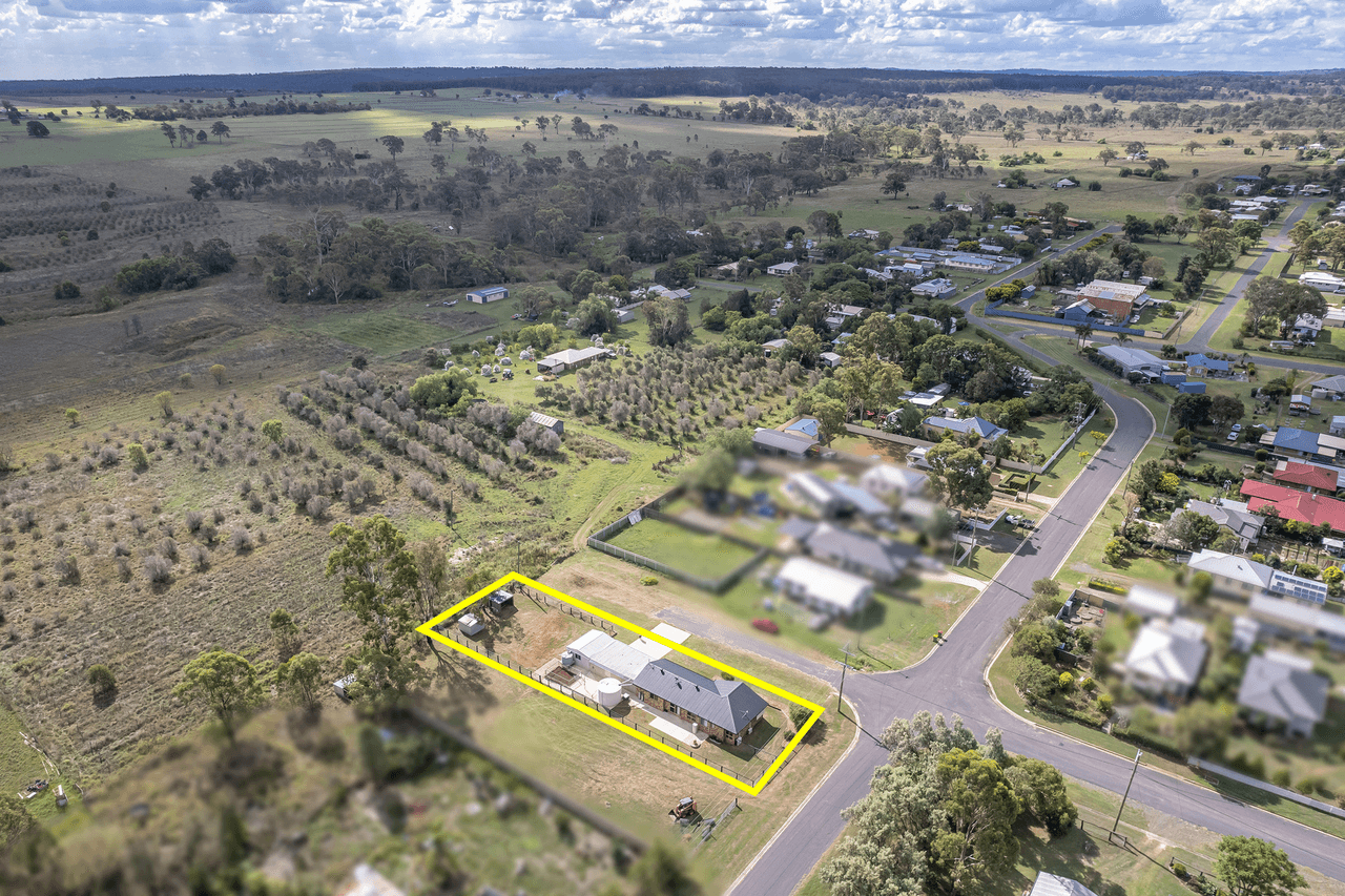 69 John Street, GOOMBUNGEE, QLD 4354