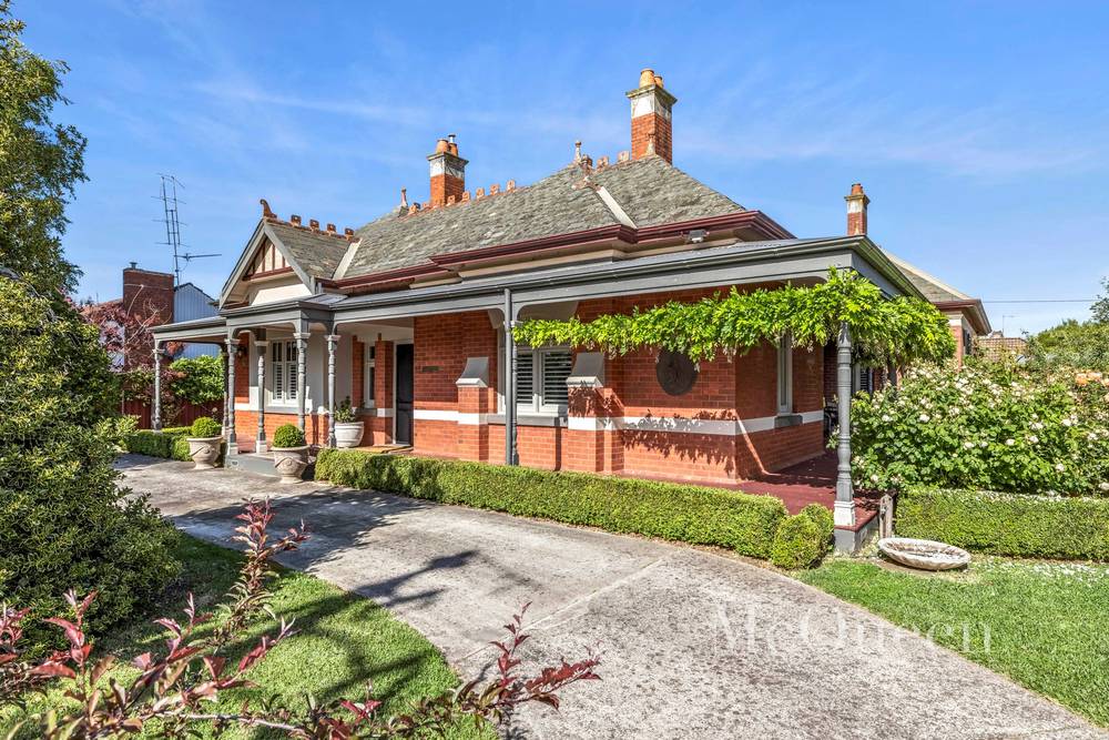 13 Langley Street, KYNETON, VIC 3444