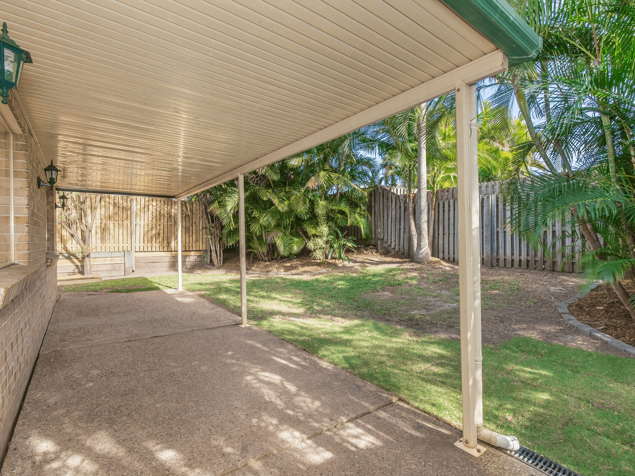 8 Burran Avenue, UPPER COOMERA, QLD 4209