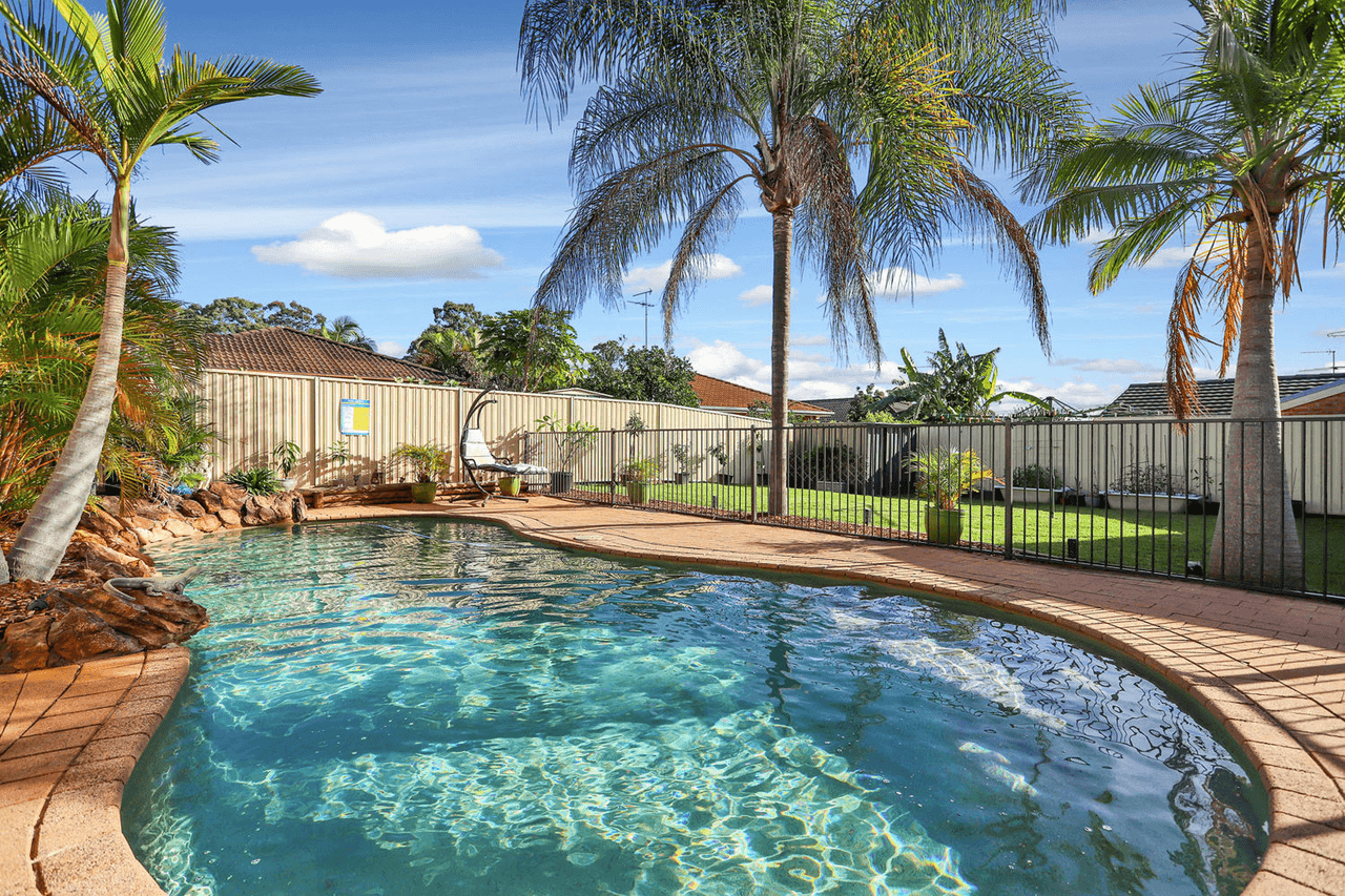 22  Alamar Cres, Quakers Hill, NSW 2763