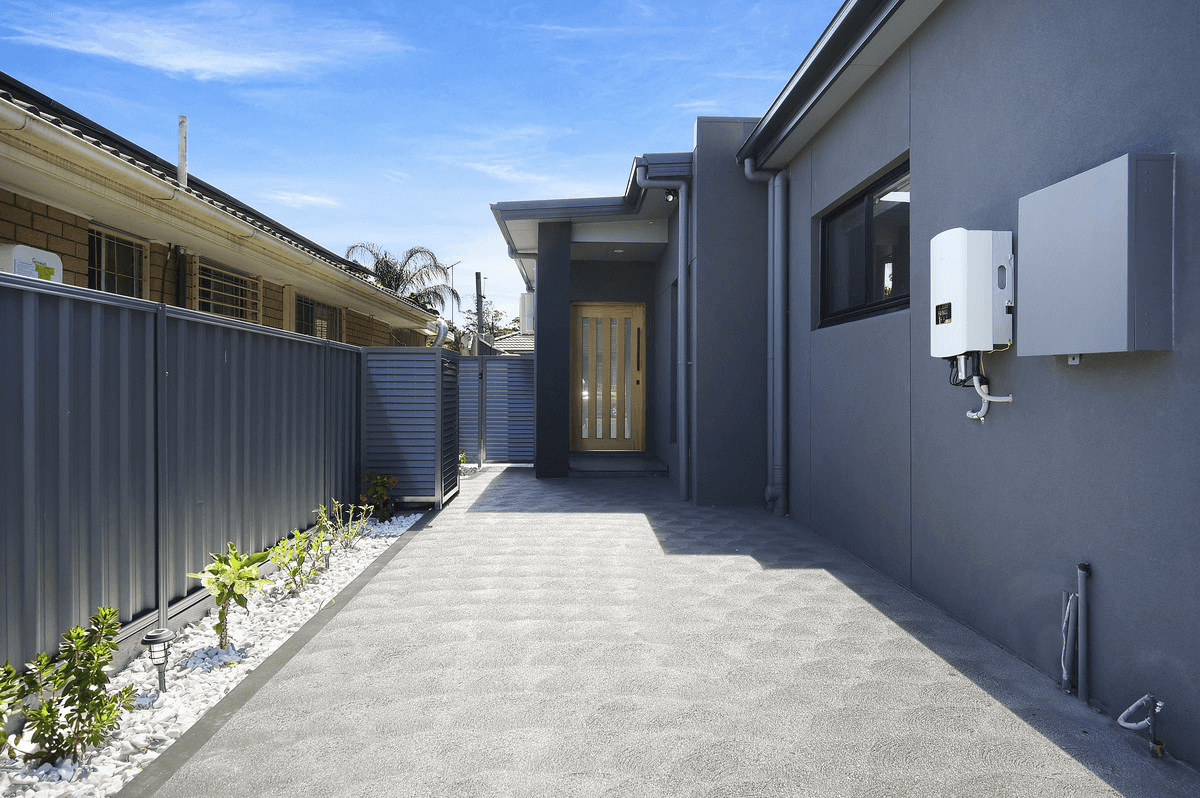 17 Butler Avenue, Bossley Park, NSW 2176