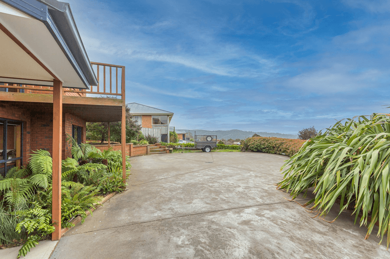 31 Welcome Avenue, KINGSTON, TAS 7050