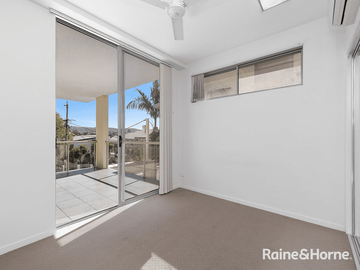 8/74 Durham Street, ST LUCIA, QLD 4067