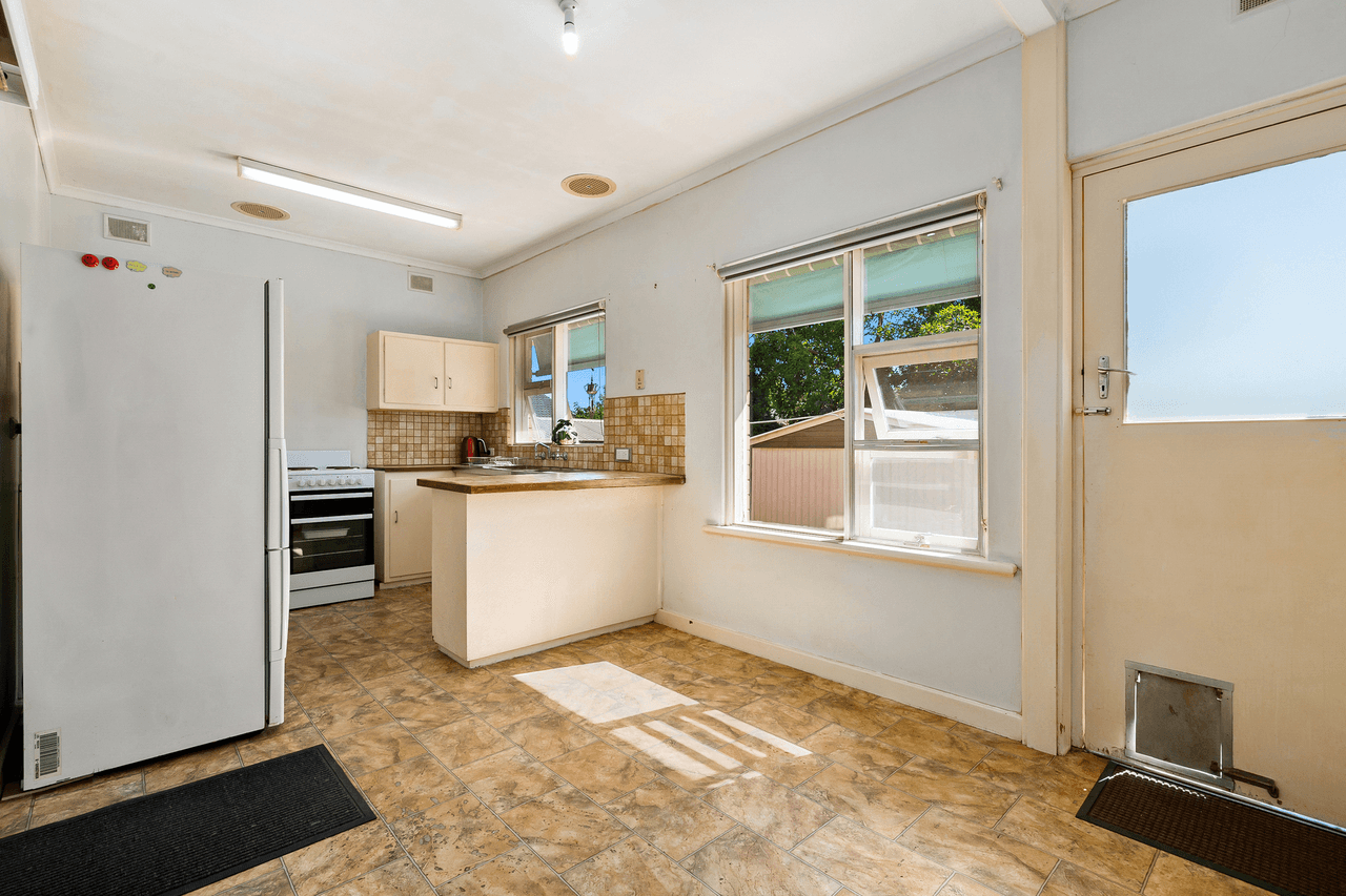 4 Arrow Avenue, Banksia Park, SA 5091