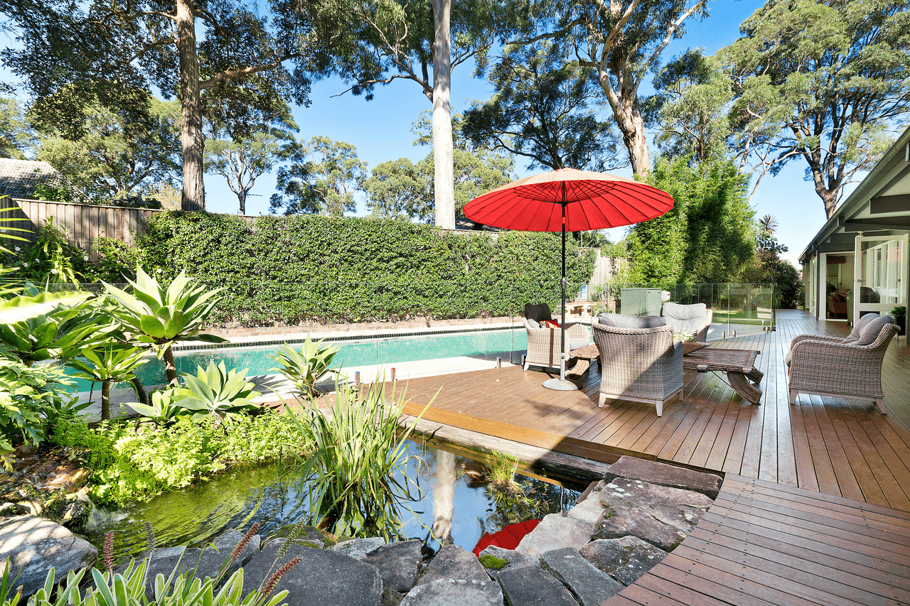 6 Sutton Place, St Ives, NSW 2075