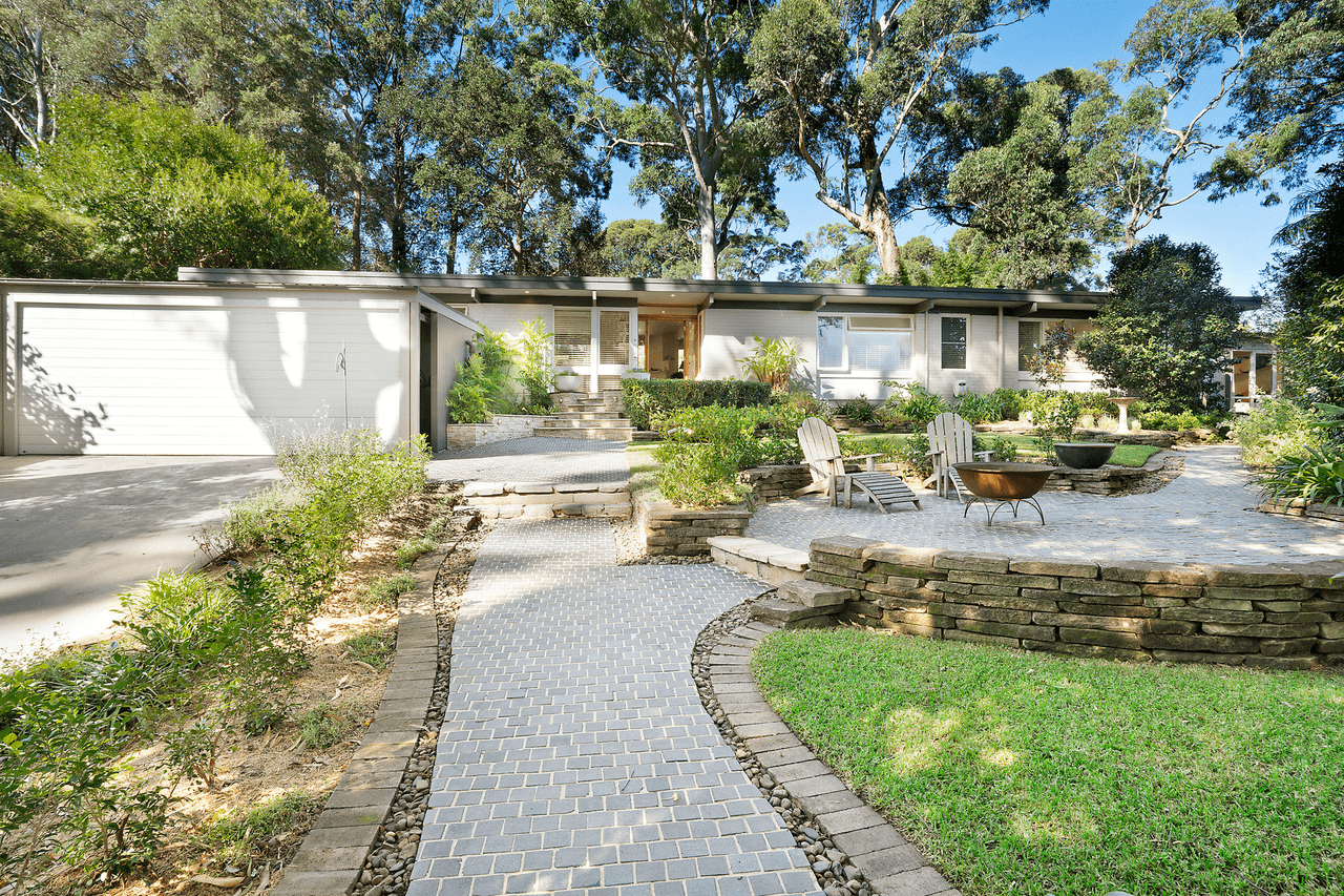 6 Sutton Place, St Ives, NSW 2075