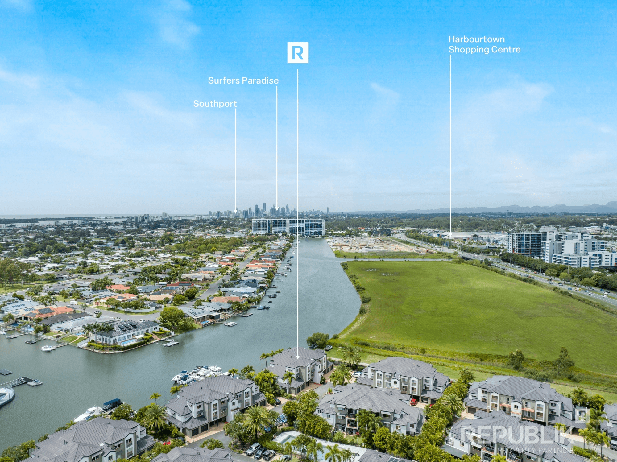 33/82-86 Limetree Parade, RUNAWAY BAY, QLD 4216