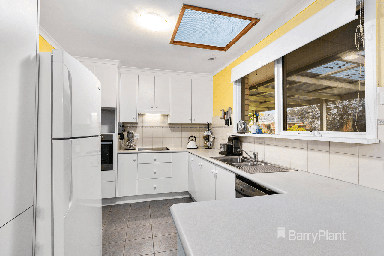 4 Nyanda Court, CROYDON, VIC 3136