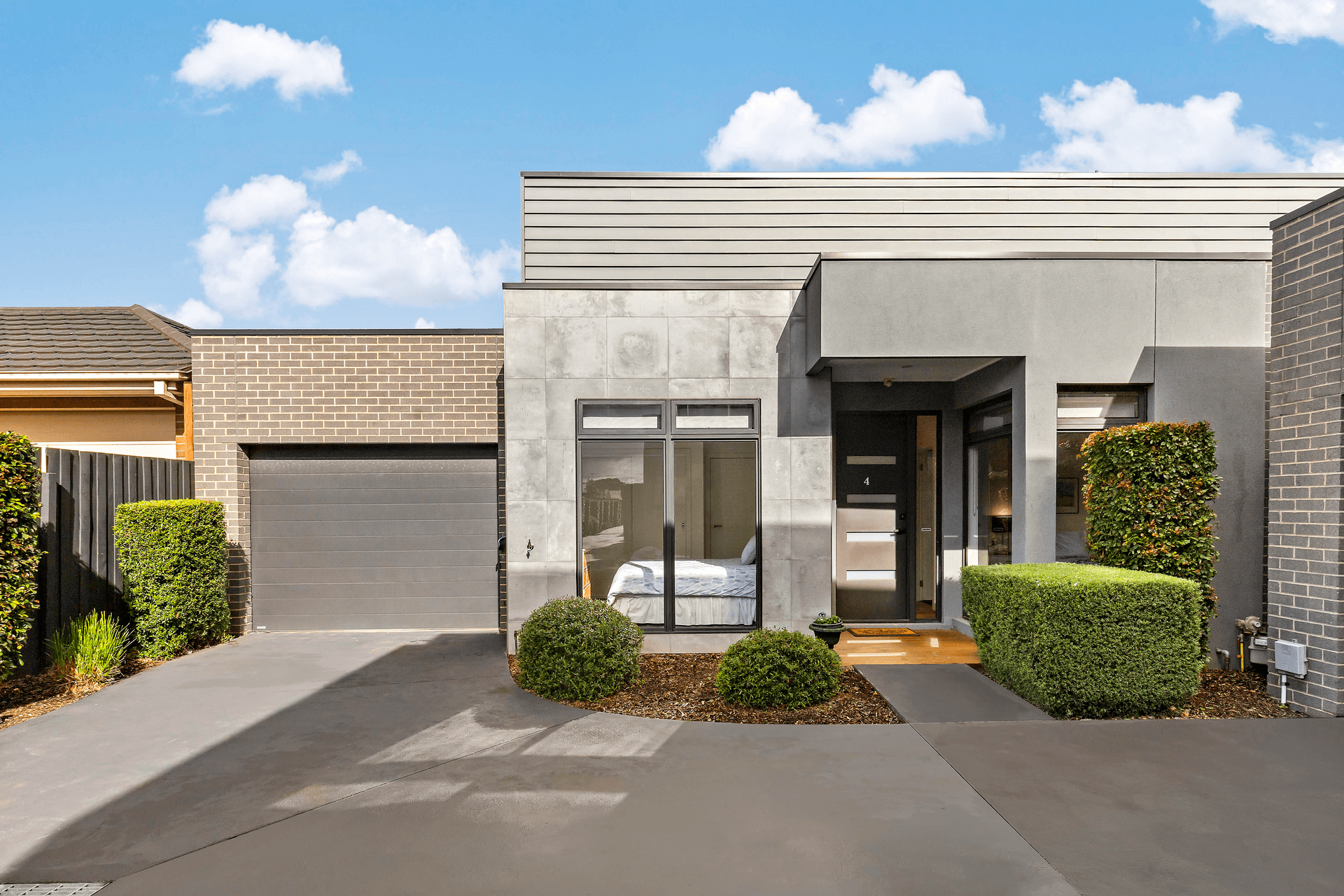 4/18 Van Ness Avenue, Mornington, VIC 3931