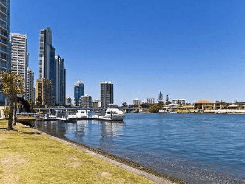 30 Pine Avenue, Surfers Paradise, QLD 4217