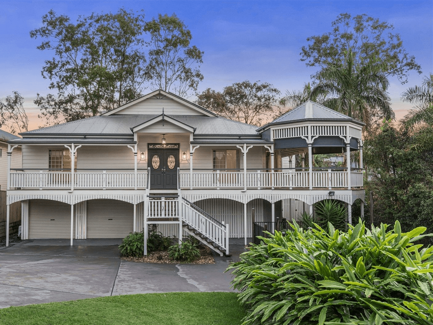 9 Burnside Crescent, WESTLAKE, QLD 4074