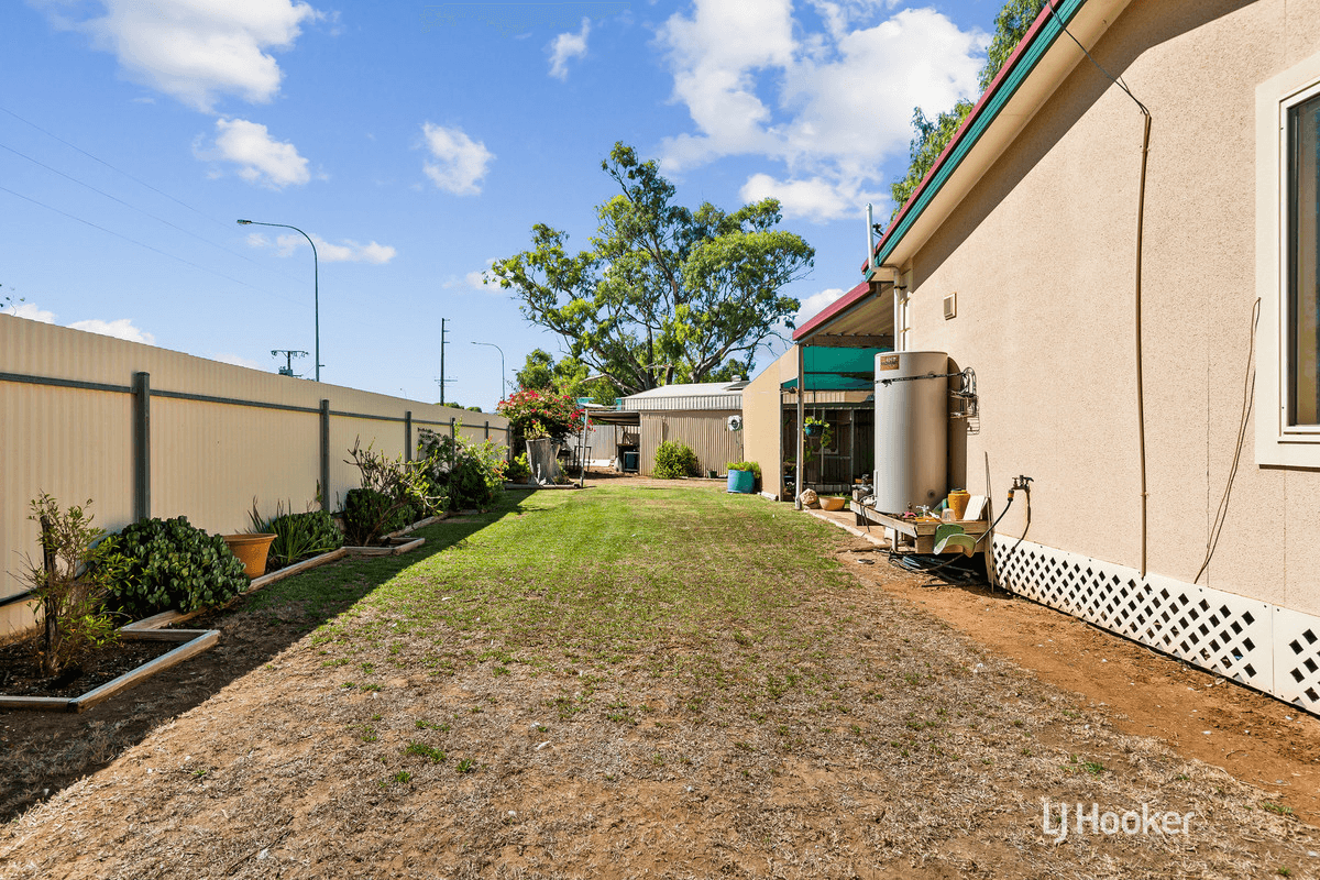 35 Carabeen Crescent, ANDREWS FARM, SA 5114