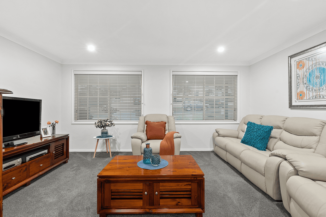 16 Anchor Close, Belmont, NSW 2280