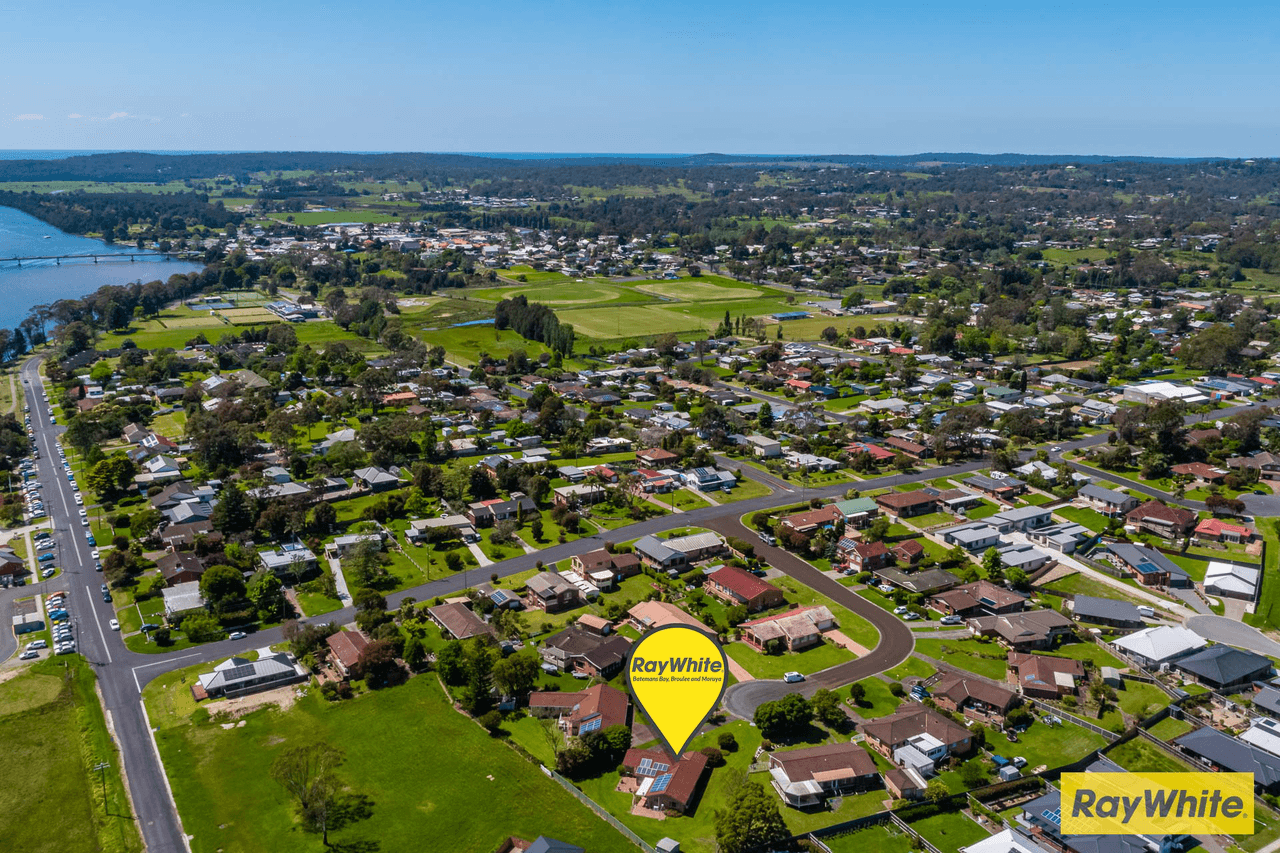 20 Craig Mostyn Place, MORUYA, NSW 2537