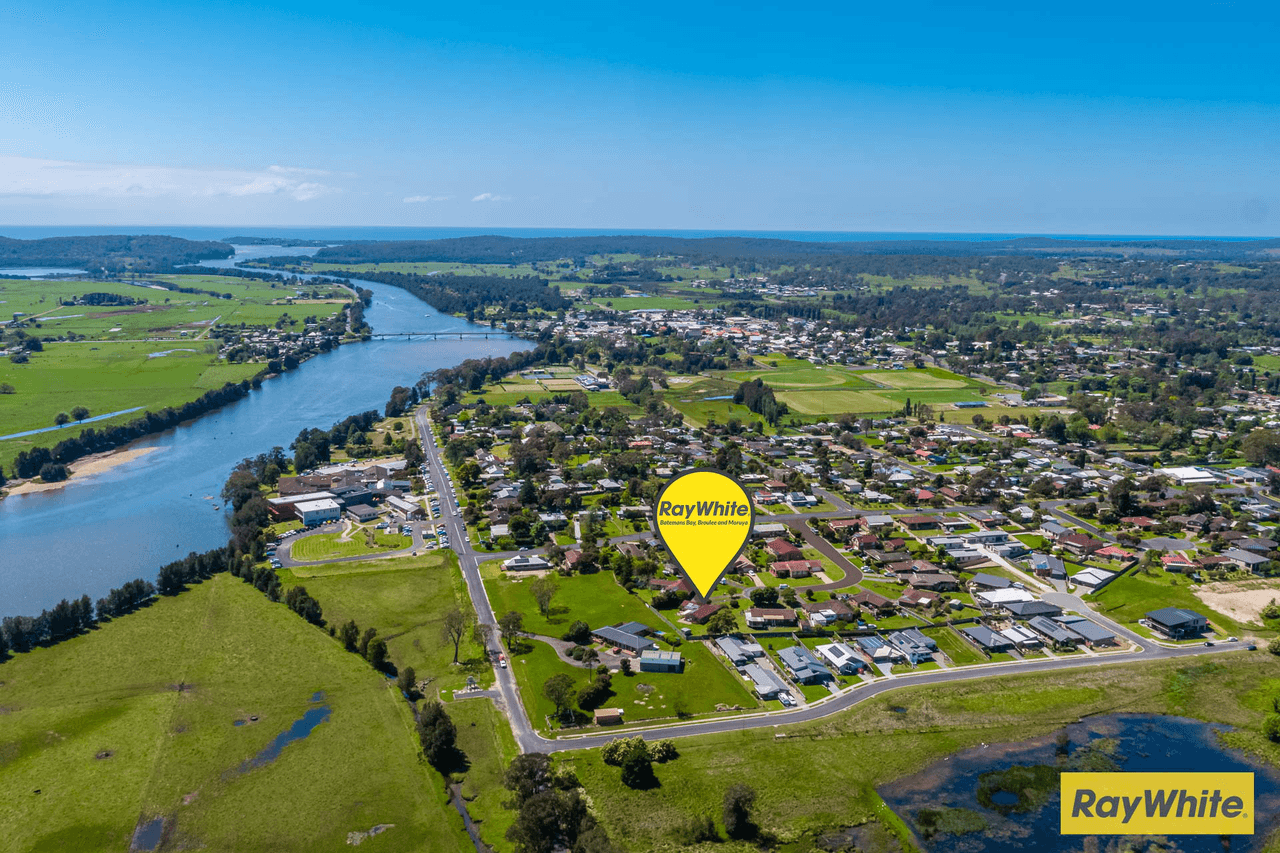 20 Craig Mostyn Place, MORUYA, NSW 2537