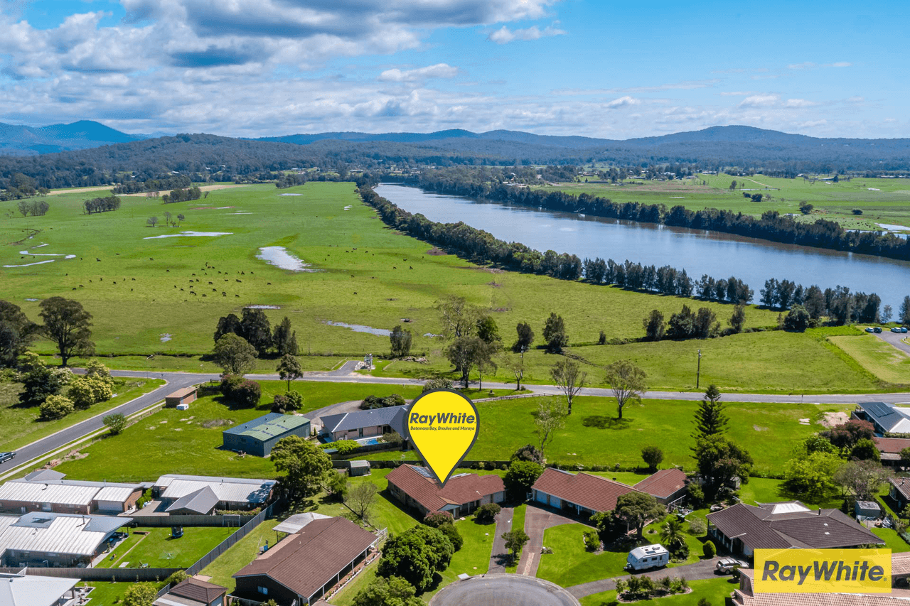 20 Craig Mostyn Place, MORUYA, NSW 2537