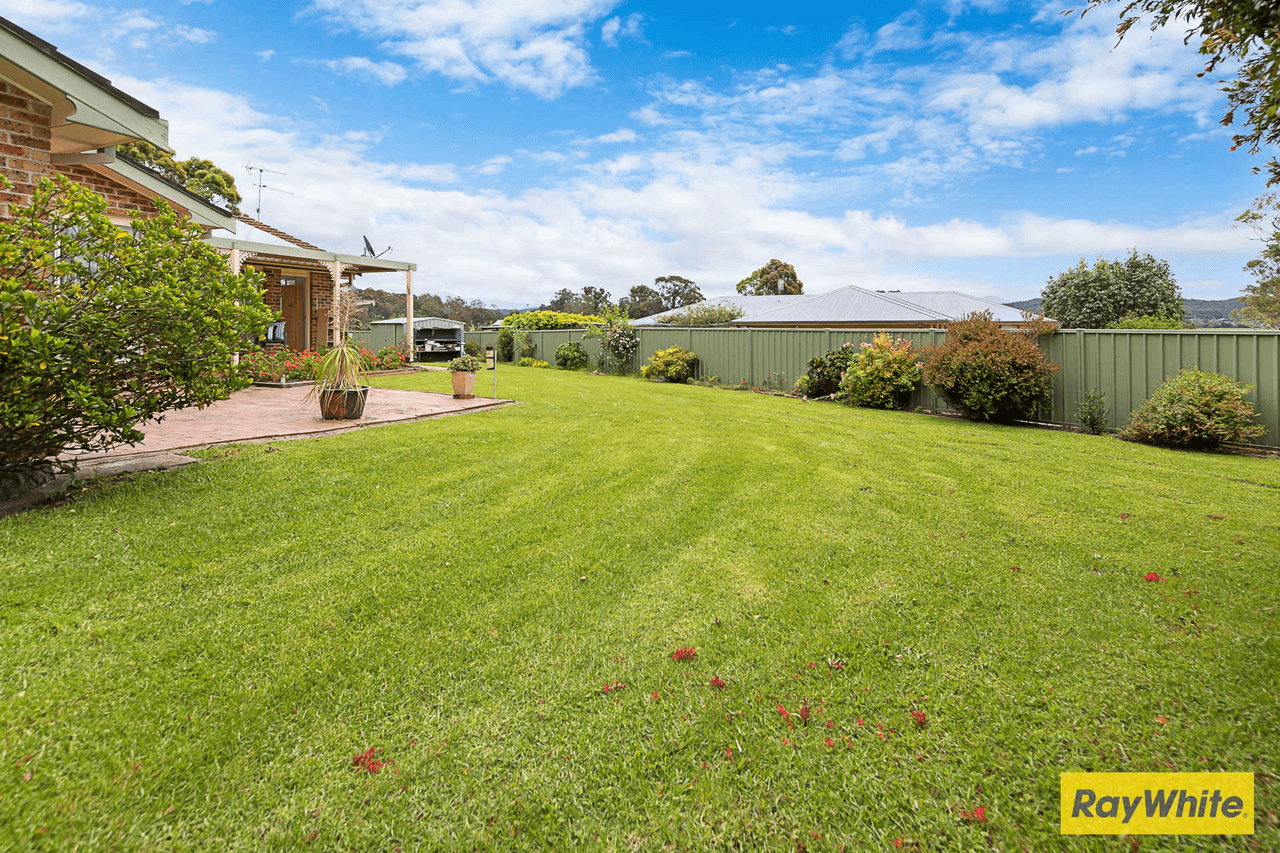 20 Craig Mostyn Place, MORUYA, NSW 2537