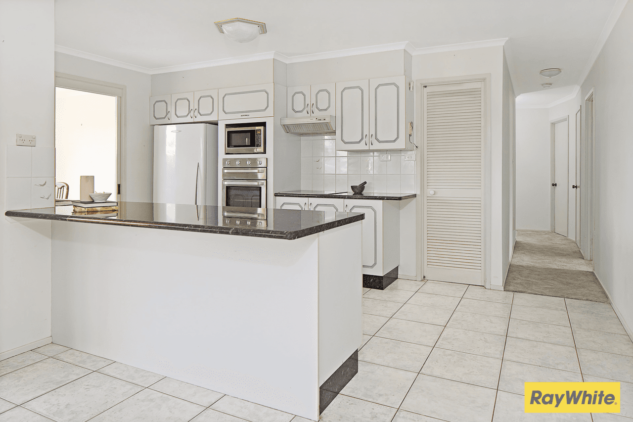 20 Craig Mostyn Place, MORUYA, NSW 2537