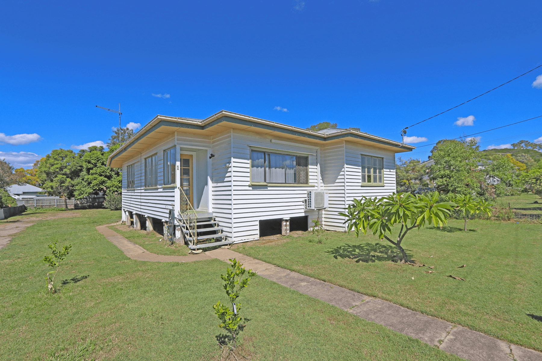 1 FAIR STREET, ONE MILE, QLD 4305