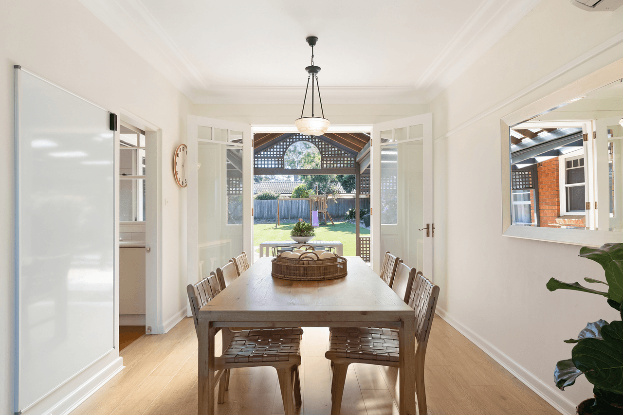 17 Gillian Parade, WEST PYMBLE, NSW 2073