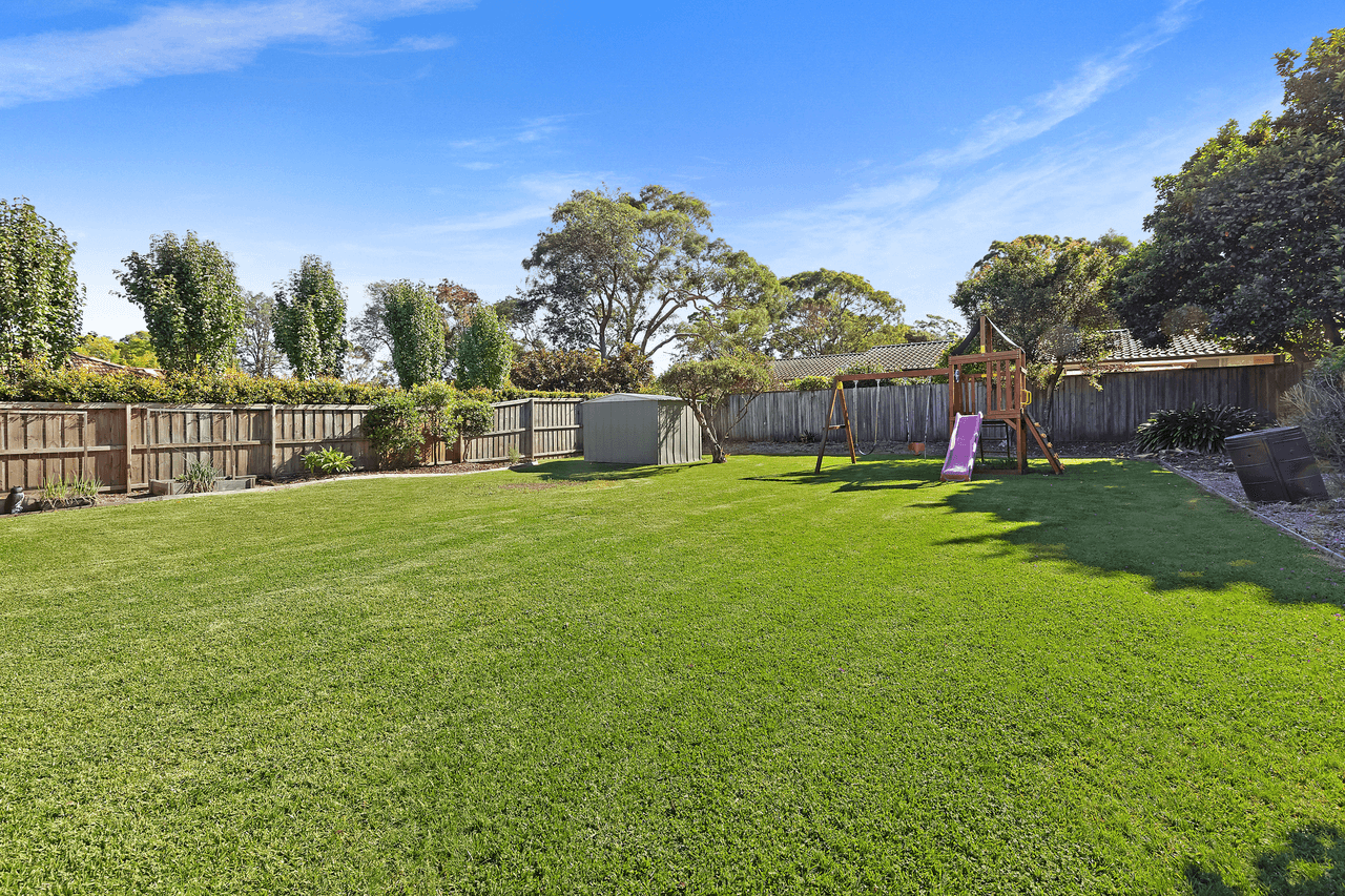 17 Gillian Parade, WEST PYMBLE, NSW 2073