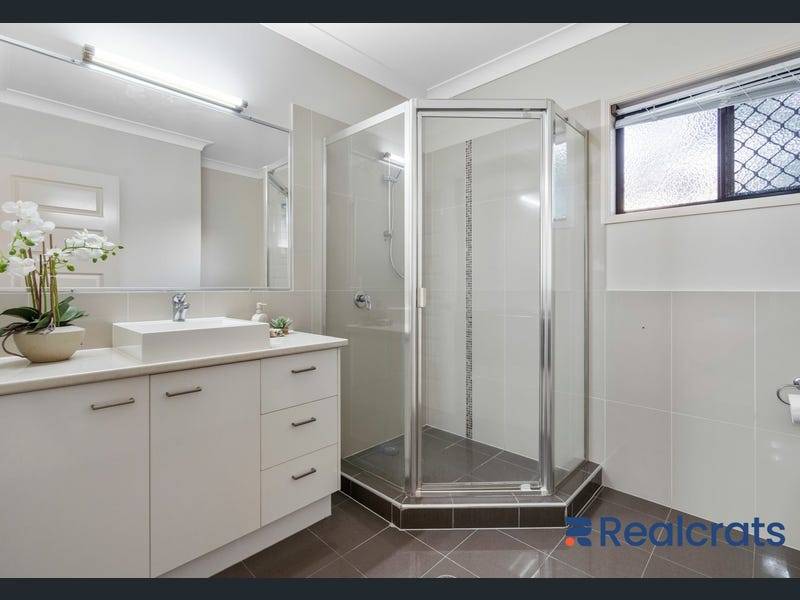 46 Sandalwood Street, Heathwood, QLD 4110