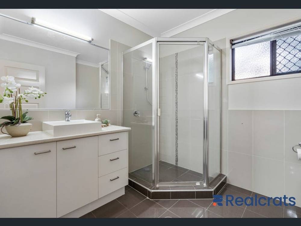 46 Sandalwood Street, Heathwood, QLD 4110