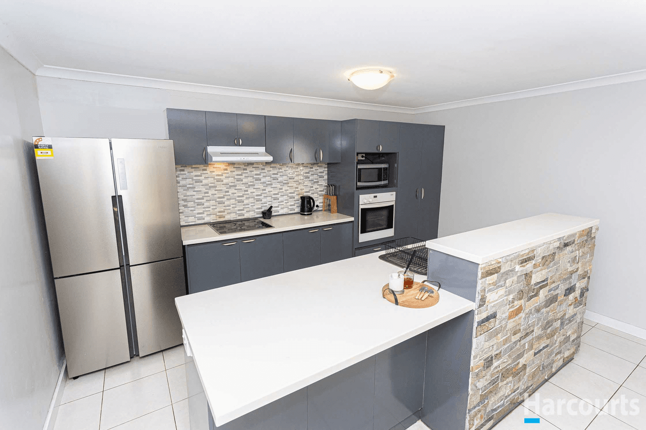 18 Withnell Drive, ELLENBROOK, WA 6069