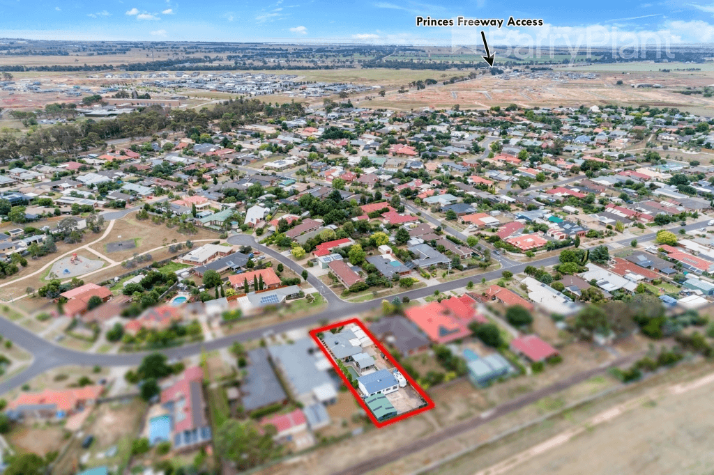 34 Westleigh Drive, WERRIBEE, VIC 3030
