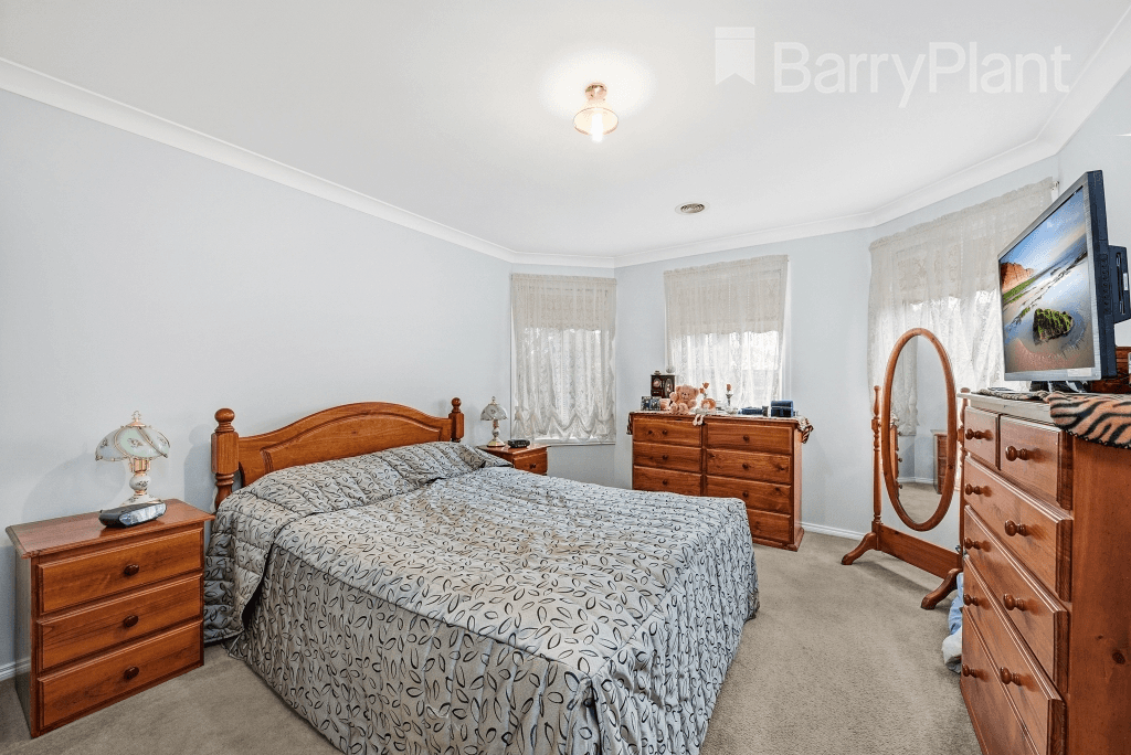34 Westleigh Drive, WERRIBEE, VIC 3030