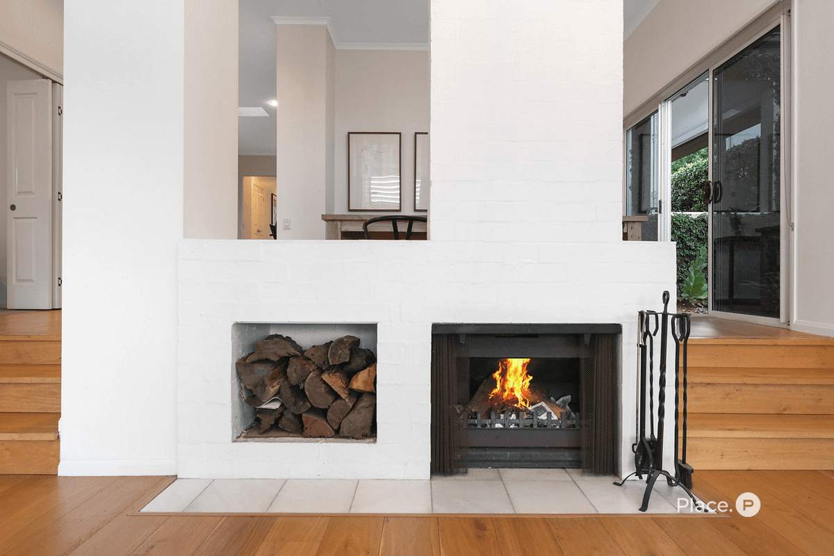 16 Patrick Street, Norman Park, QLD 4170