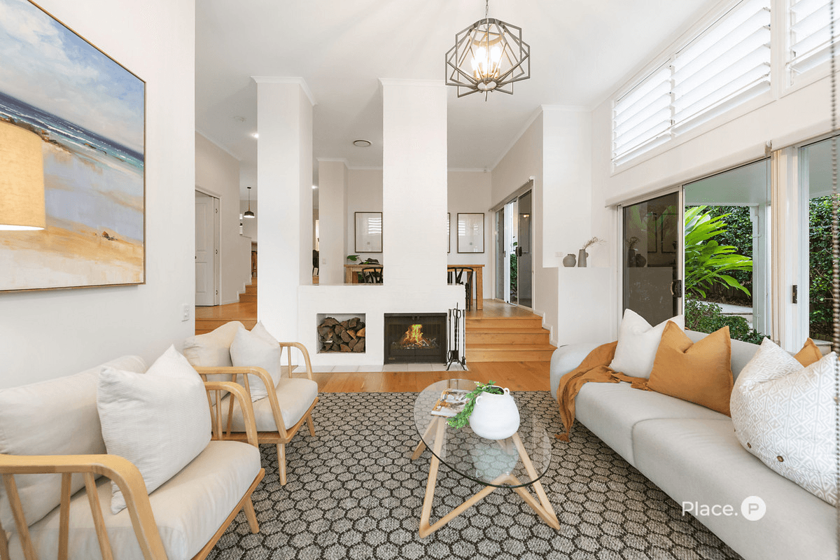 16 Patrick Street, Norman Park, QLD 4170