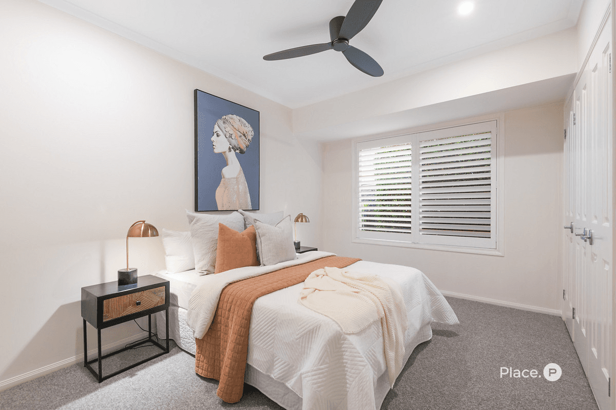 16 Patrick Street, Norman Park, QLD 4170